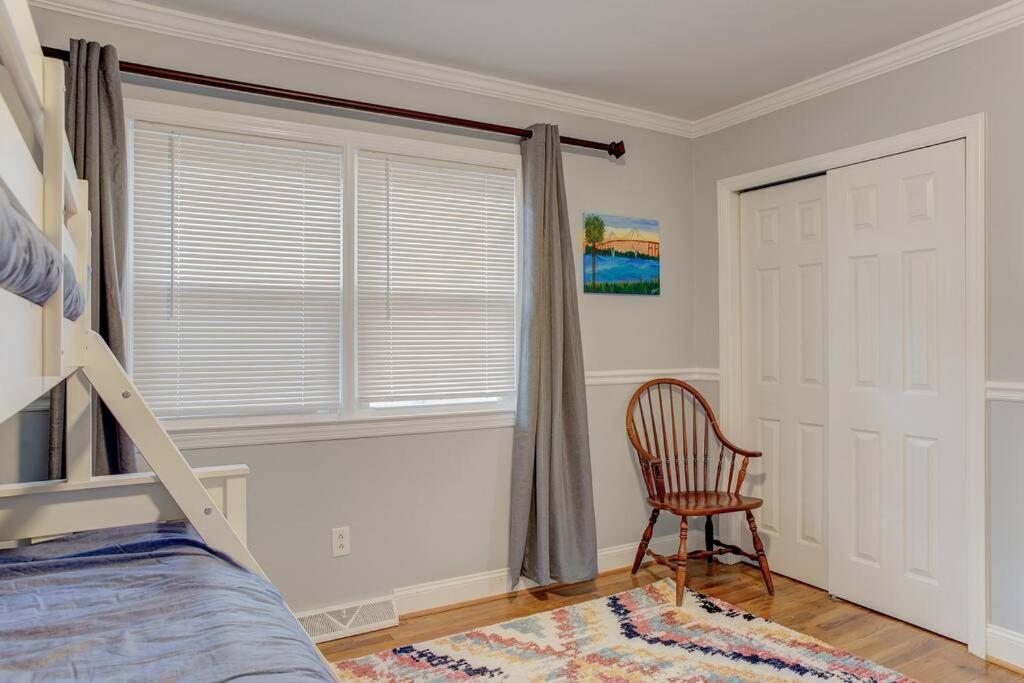 Charming Home Near Folly & Downtown Charleston Eksteriør billede
