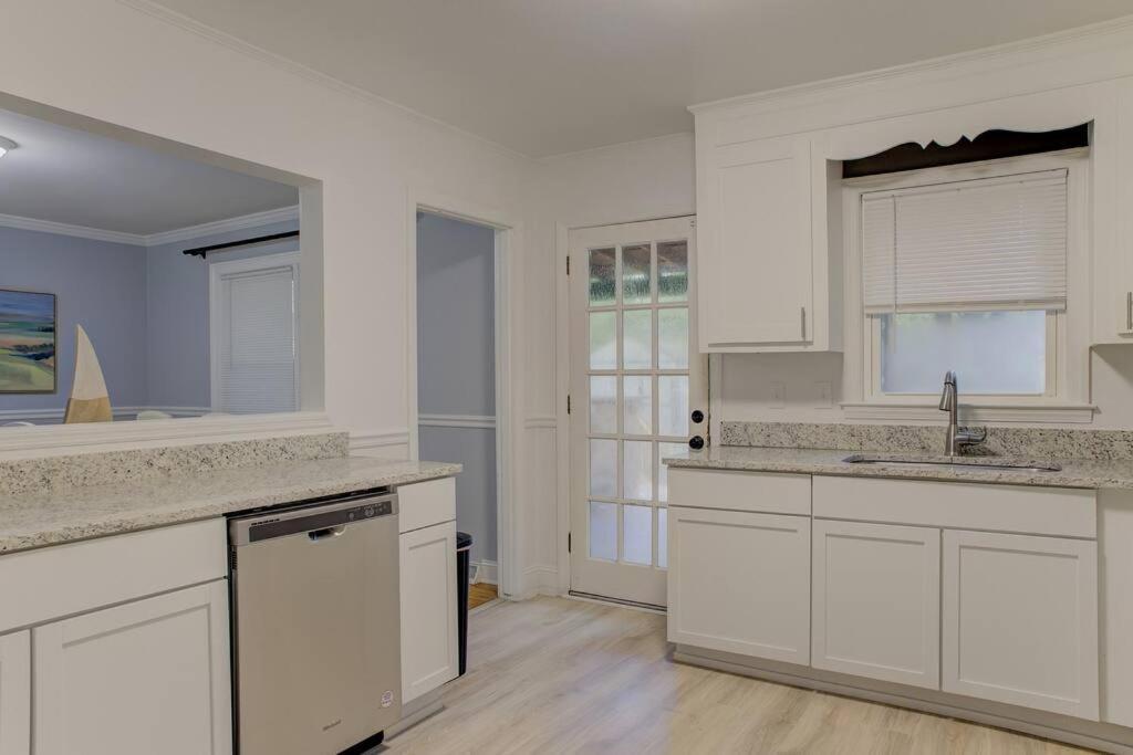 Charming Home Near Folly & Downtown Charleston Eksteriør billede